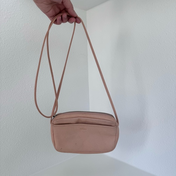 BAGGU Handbags - BAGGU Crossbody Bag in Soft Pink